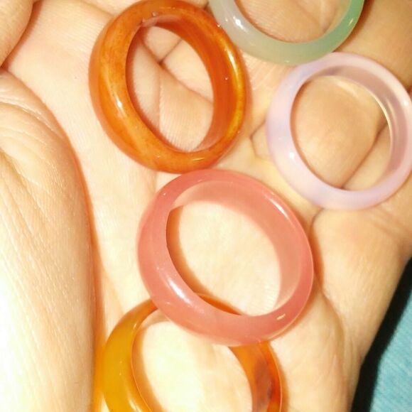 5 different stone band rings - Picture 7 of 8